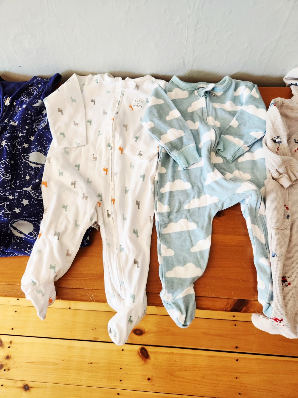 Carter's 3-6 Month Baby Lot - Cars, Weather, and Doggies - Picture 5 of 12